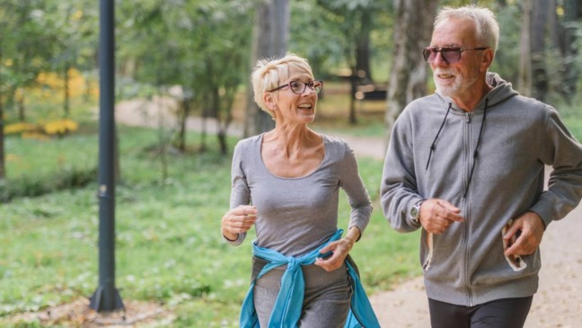 Os melhores exercícios para manter saúde e mobilidade depois dos 60