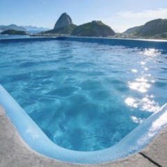 Quanto realmente custa uma piscina de fibra em Niterói e por que o valor muda tanto