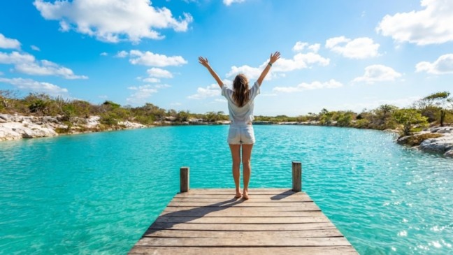 Jericoacoara encanta com a Pedra Furada e o pôr do sol inesquecível no alto da duna (imagem ilustrativa)