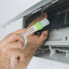 Quanto custa fazer a manutenção do ar-condicionado em casa? Economia pode chegar a R$ 200