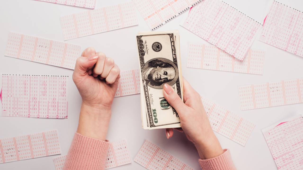 Como ganhadores da Mega-Sena viram milh&otilde;es desaparecerem em poucos anos?