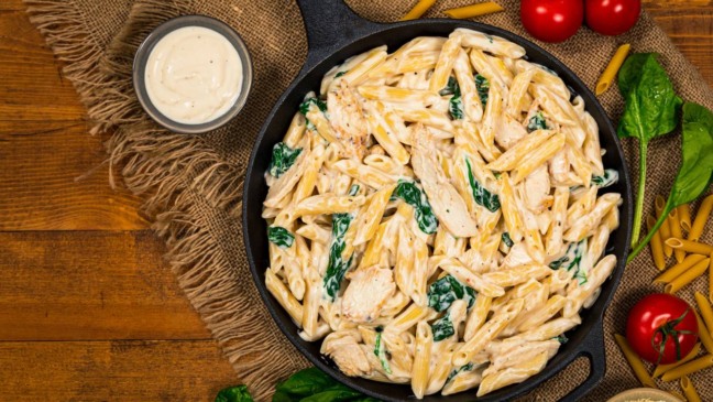 A técnica da massa em uma panela só deixa o almoço mais rápido e saboroso
