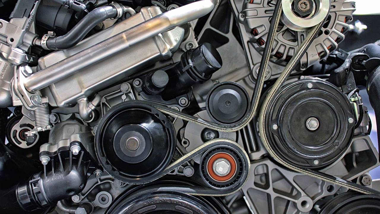 4 barulhos no motor que podem indicar problemas sérios e você nunca deve ignorar