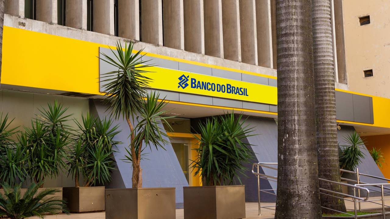 Bancos digitais são tão seguros quanto os tradicionais para guardar o dinheiro da aposentadoria?