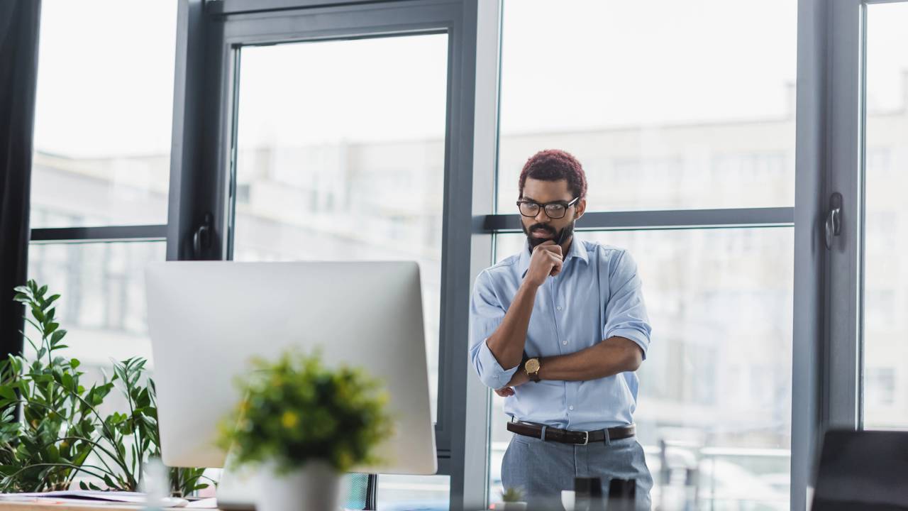 Pausas ao longo do dia permitem que a pessoa se concentre melhor nas tarefas.