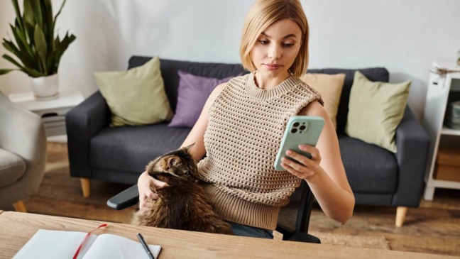 Cuidar da saúde mental também passa por reduzir comparações e aceitar rotinas menos rígidas.