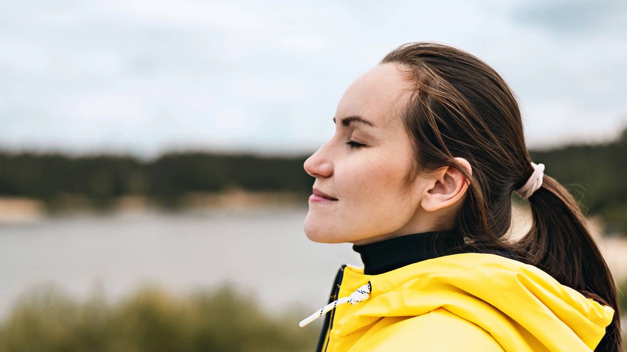 Respirar fundo em um ambiente calmo e tranquilo &eacute; um &oacute;timo autocuidado. 