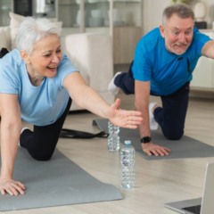 Manter o corpo ativo após os 40 vai além da estética e passa a ser uma escolha de saúde e bem-estar.