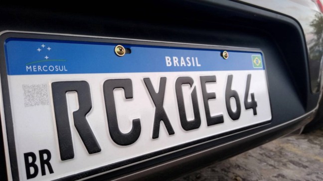 Alerta aos motoristas: entenda quando a Placa do Mercosul se torna obrigatória