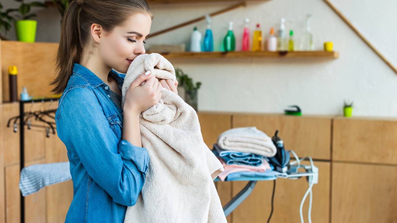 Uma lavagem correta com a dosagem certa deixa suas roupas macias e confort&aacute;veis.