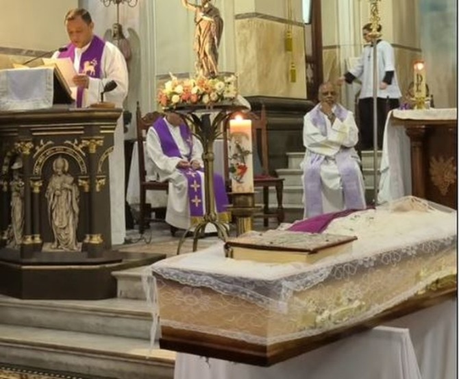 velorio padre rio