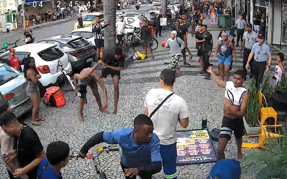 Rio: Confusão na Tijuca assusta pedestres e comerciantes