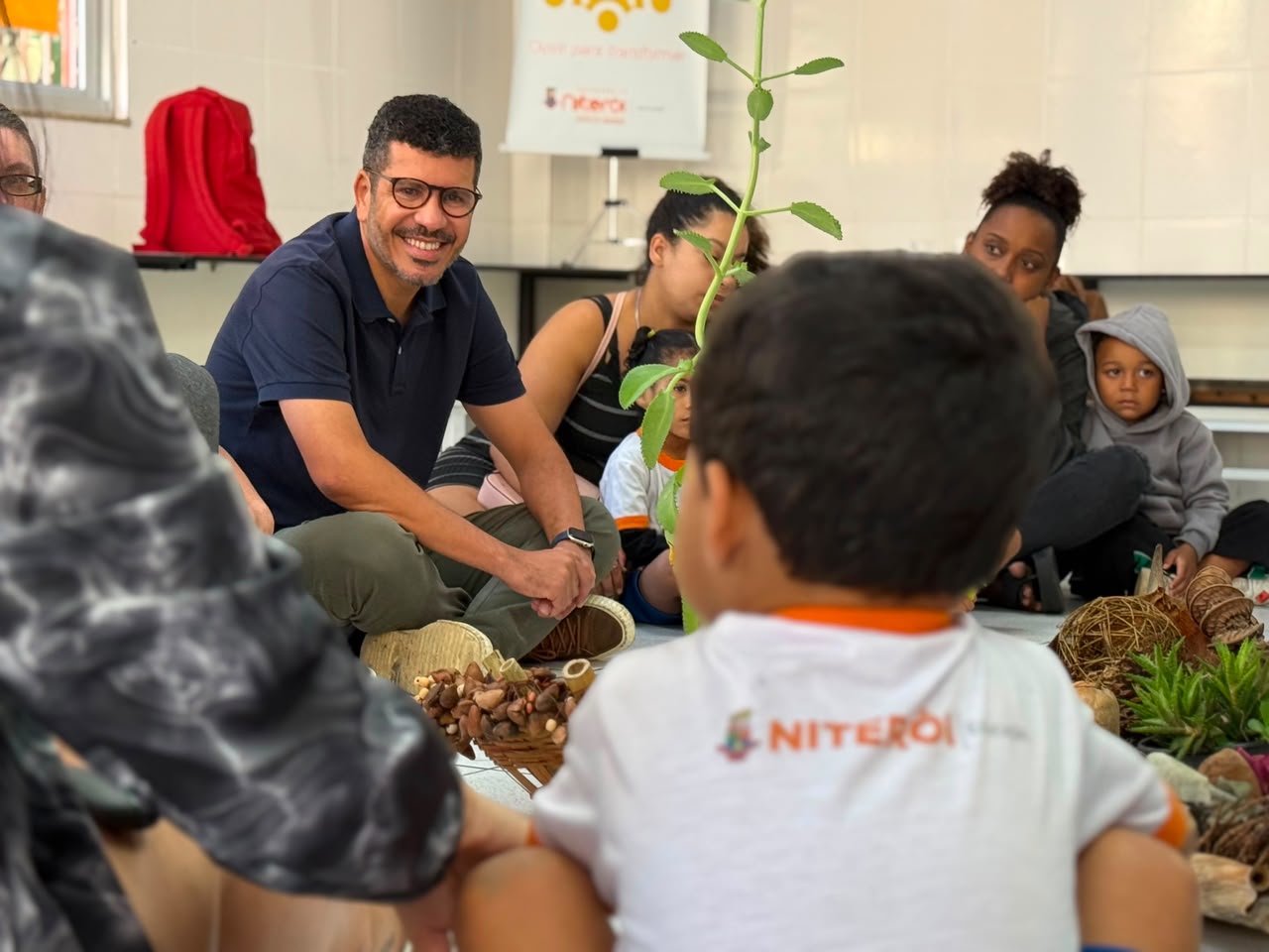 Escuta na Rede fortalece comunidade escolar em Niterói